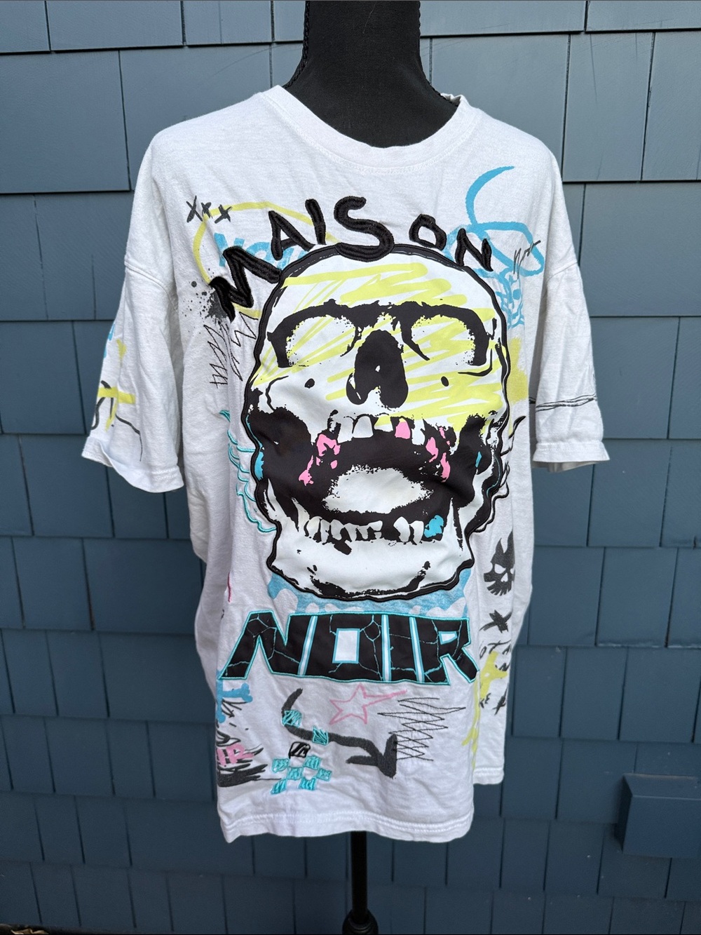 Maison Noir White Short-Sleeve Skull Graphic Tee XL